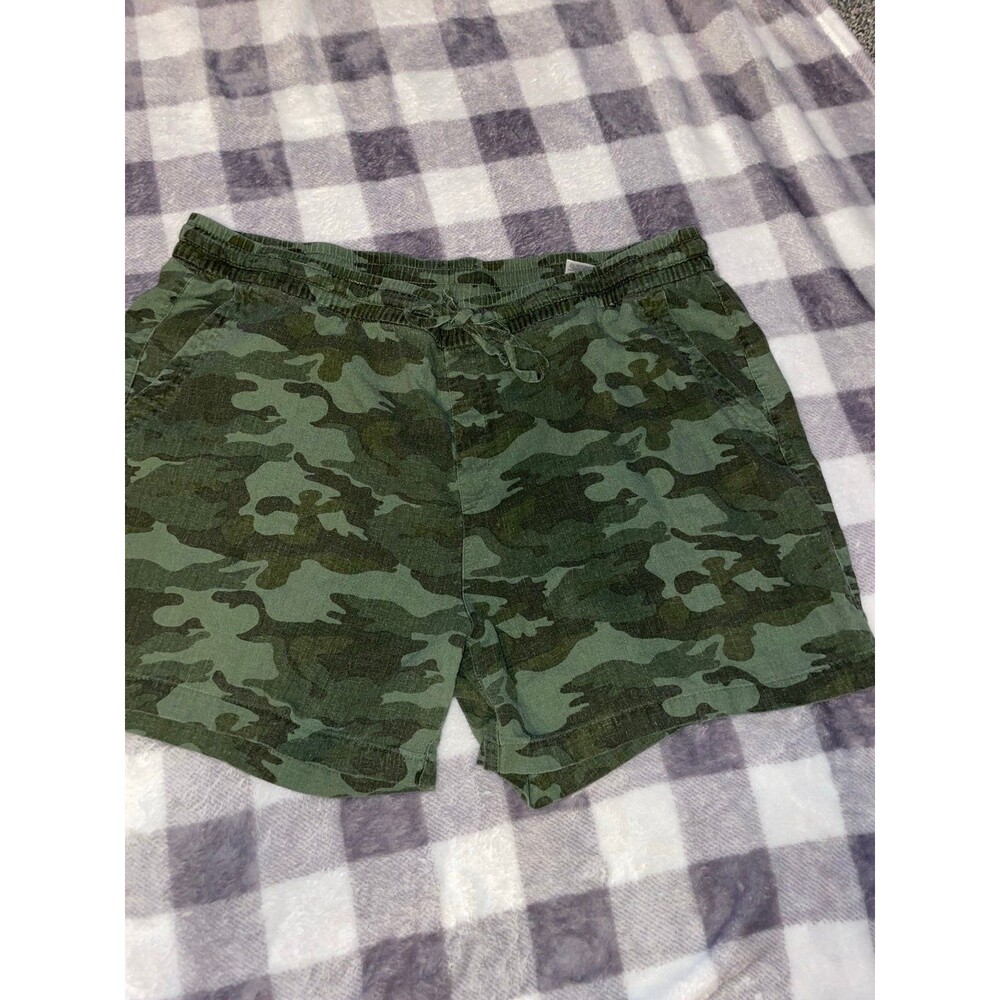 OLD NAVY ARMY CAMO WOMENS SHORTS XL